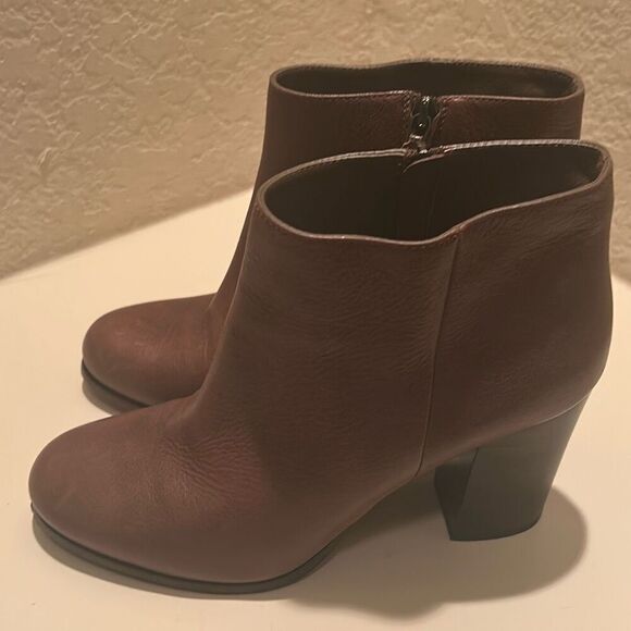 Prada Women's Size 40 Leather Booties Brown Fall Classic Quiet Luxury Minimalist - Picture 4 of 12